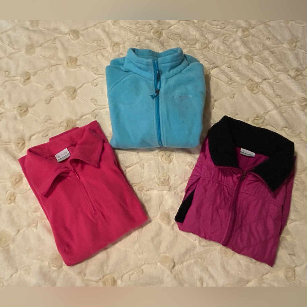 Columbia LOT!!!!  Fleece Jackets and Vest- perfect condition